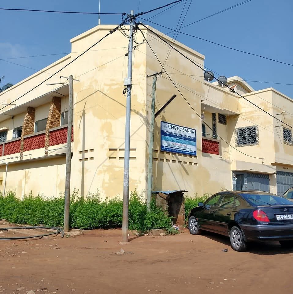 Bâtiment du CMS HOSANNA à Attiégou, Lomé